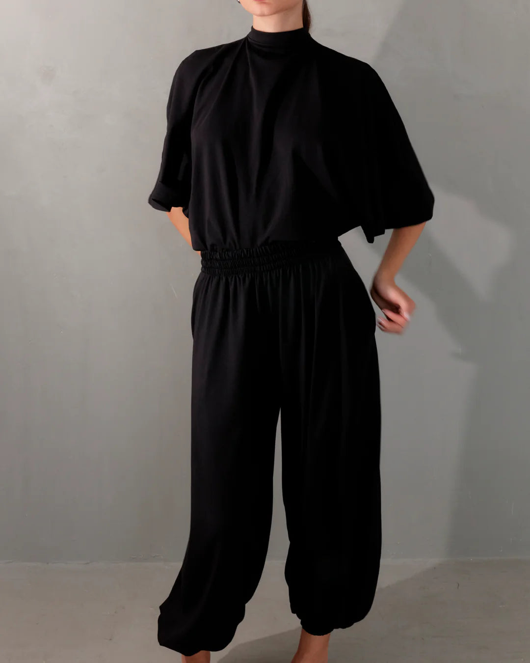 Embrace top Black